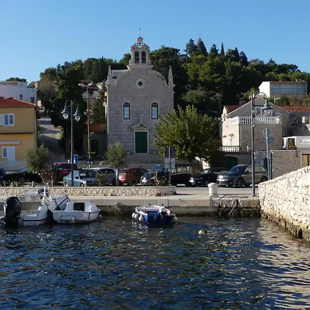 Kuca Zdenka * Tribalj