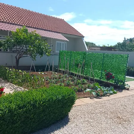 Kuca Zdenka * Tribalj