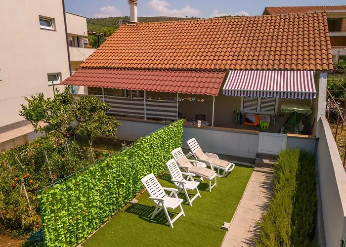 Kuca Zdenka * Tribalj